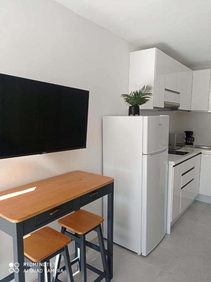 Isabel Del Mar Apartment San Bartolome Bagian luar foto