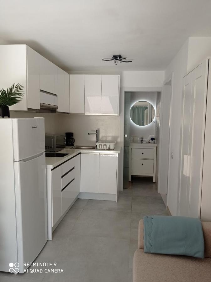 Isabel Del Mar Apartment San Bartolome Bagian luar foto