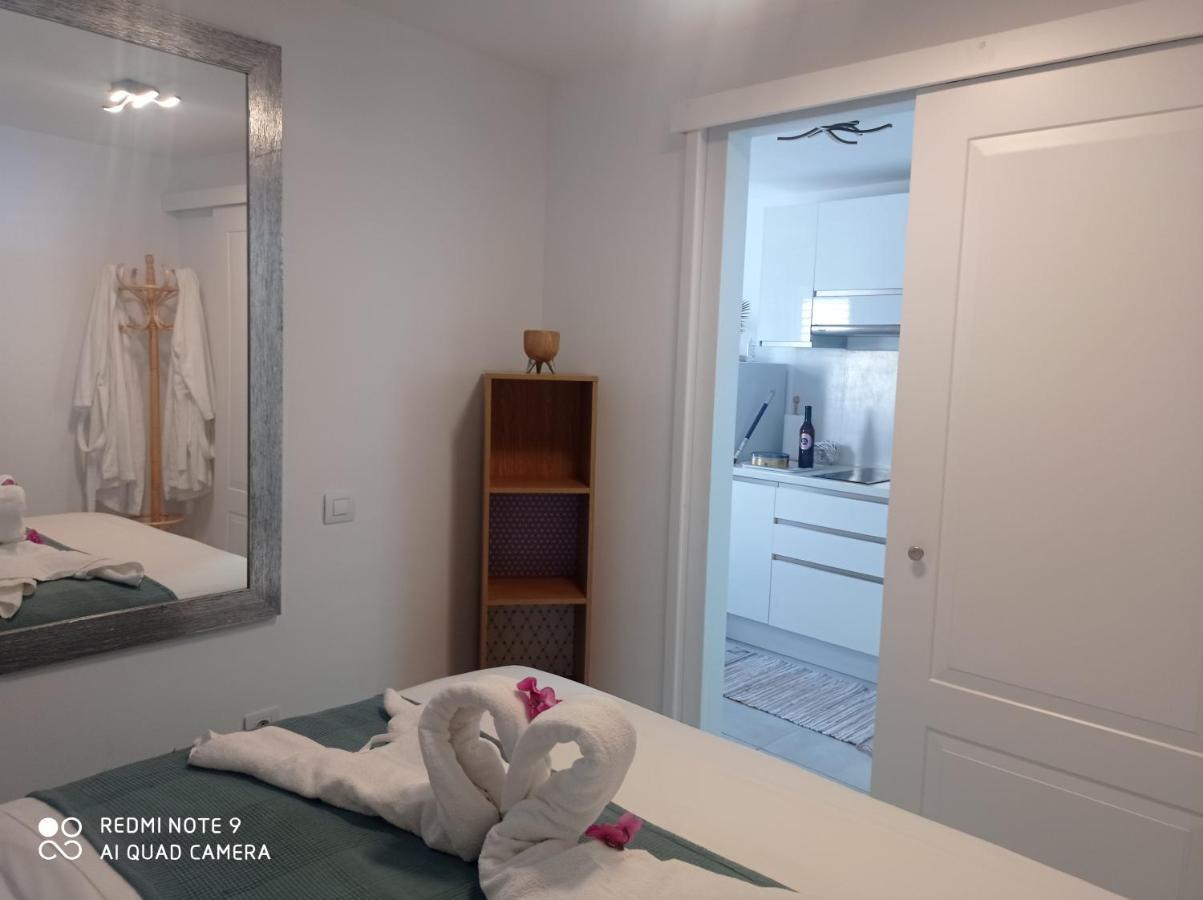 Isabel Del Mar Apartment San Bartolome Bagian luar foto